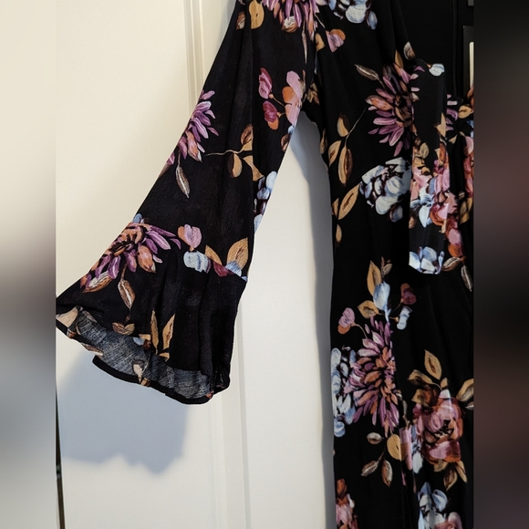 Little Mountain Floral Dress - Picture 2 of 4